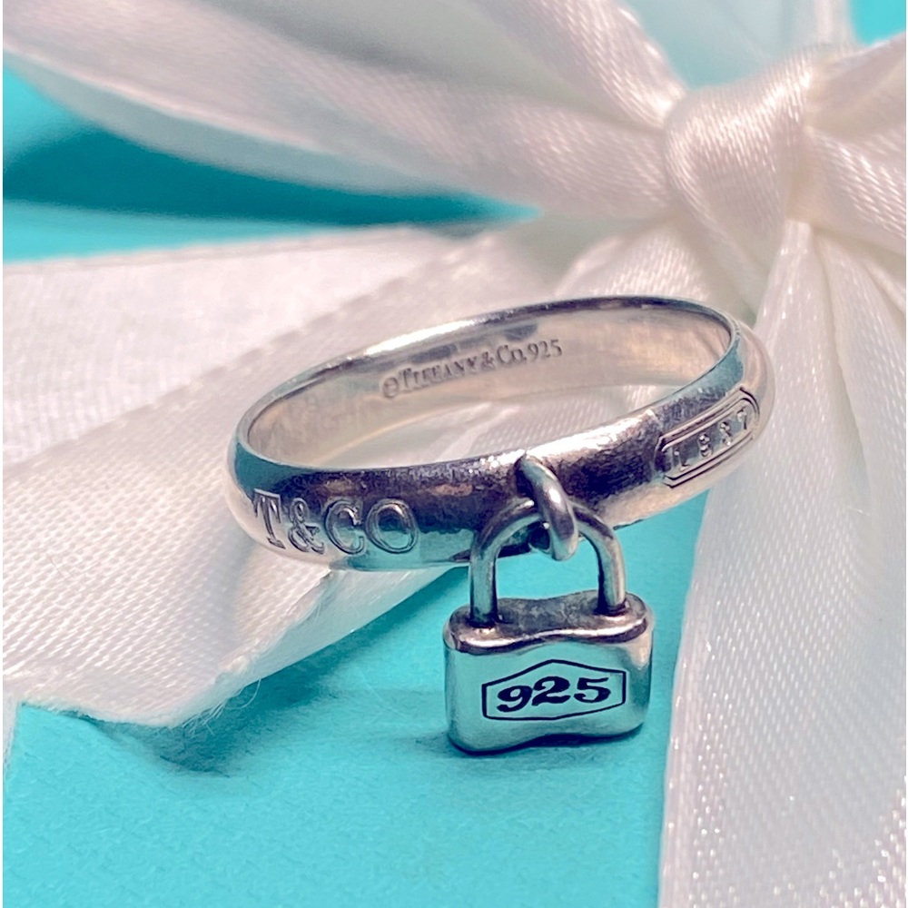 Tiffany & Co 1837 Dangle Padlock Band Ring 8 1/4”